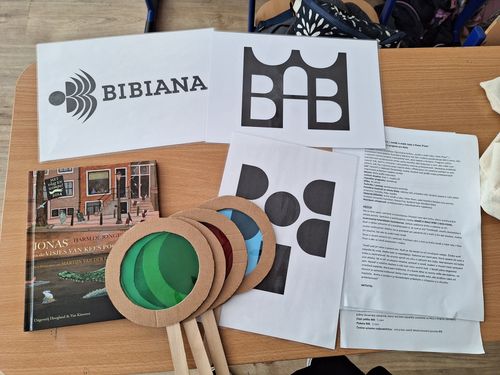 With BIBIANA to school